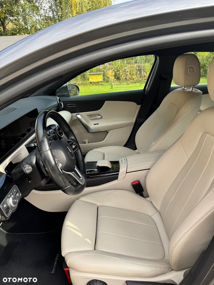Mercedes-Benz Klasa A 200 4-Matic Progressive 8G-DCT - 7