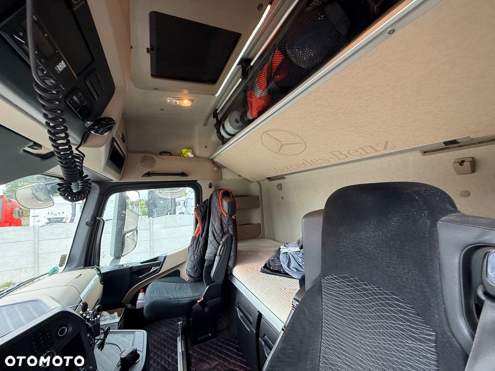 Mercedes-Benz Actros 1848 - 16