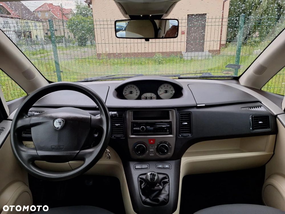 Lancia Musa 1.9 MTJ Oro - 8