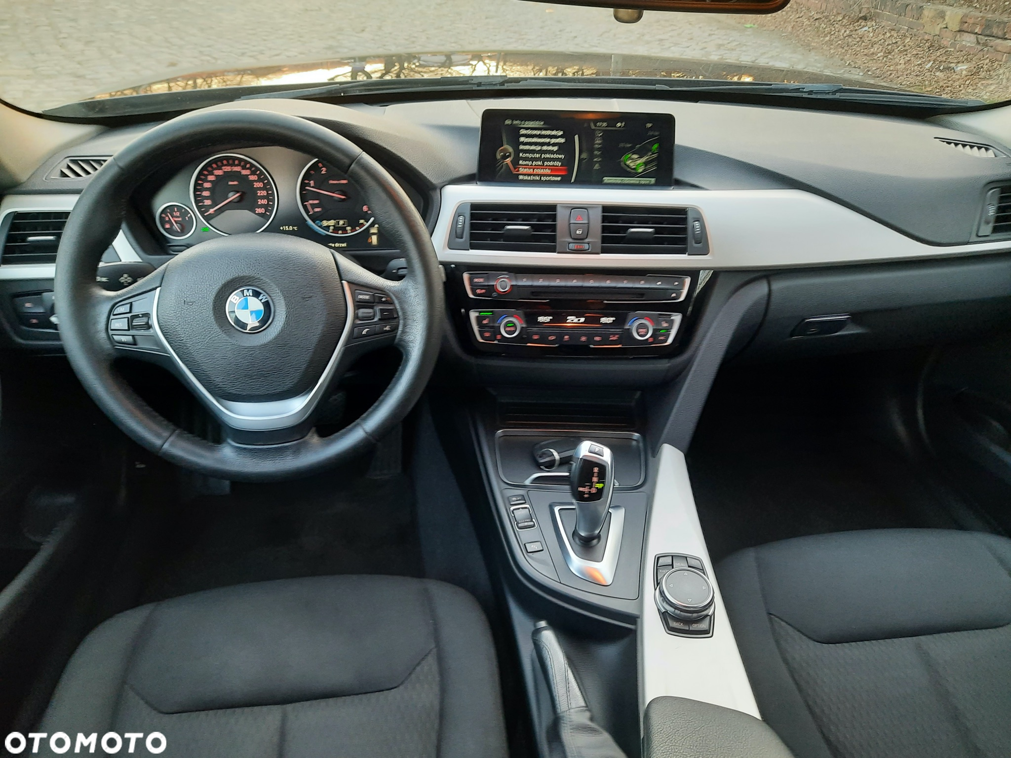 BMW Seria 3 320d Touring Advantage - 19