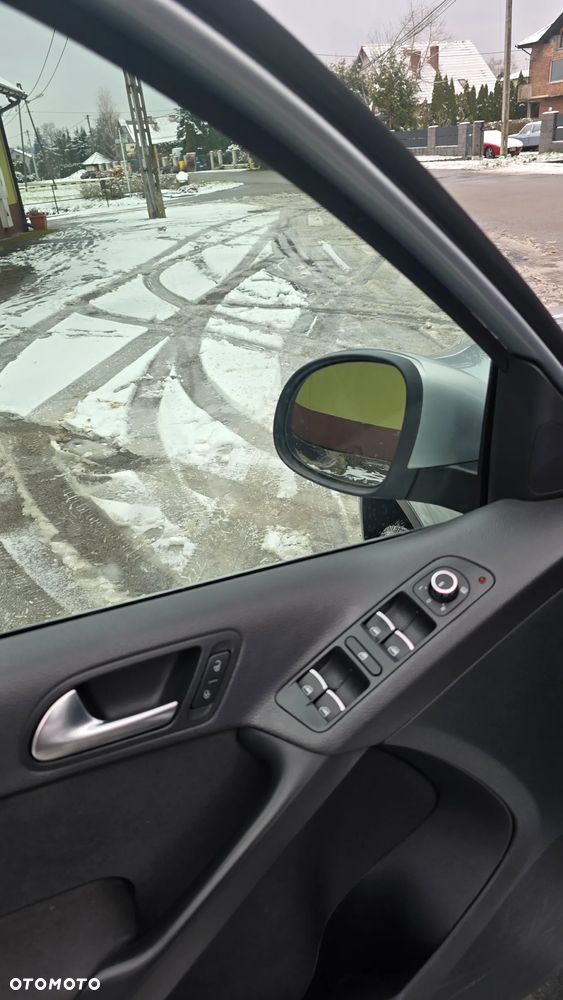 Volkswagen Tiguan 1.4 TSI Trend&Fun - 12