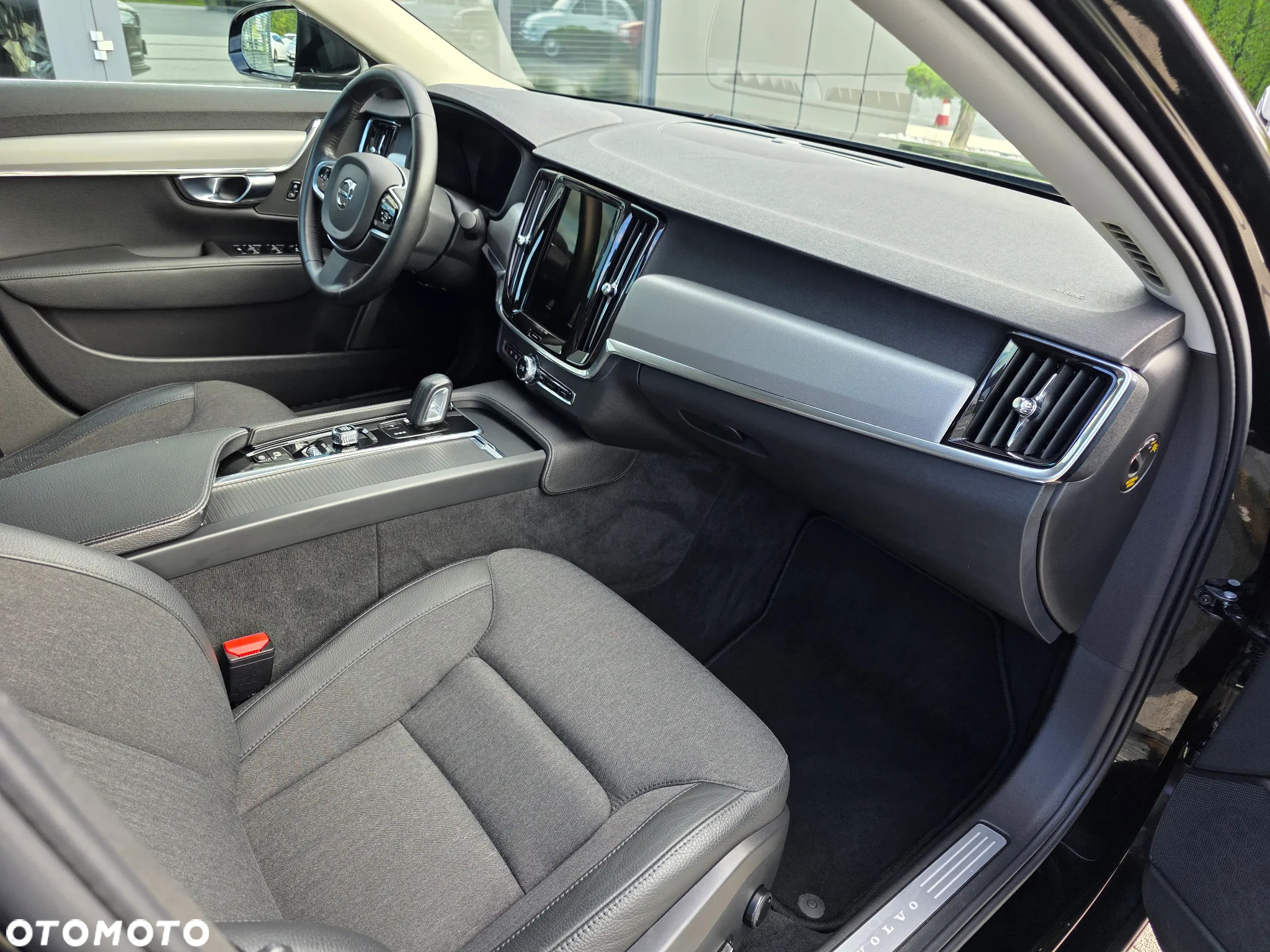 Volvo S90 B4 B Momentum Pro - 34