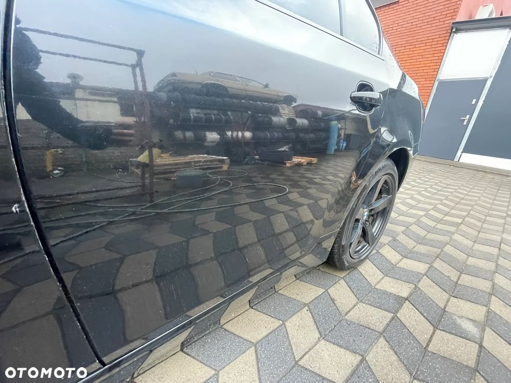 BMW E60 Drzwi Tył lewe black sapphire - 1