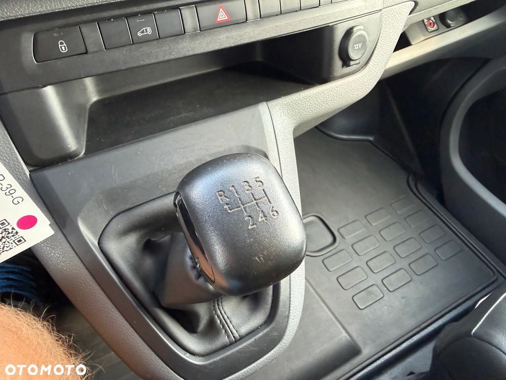 Opel Vivaro Extra Long - 15