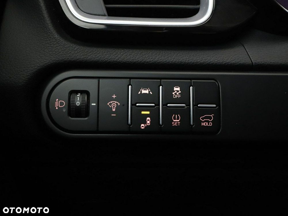 Kia XCeed 1.6 T-GDI OPF DCT7 PLATINUM EDITION - 36