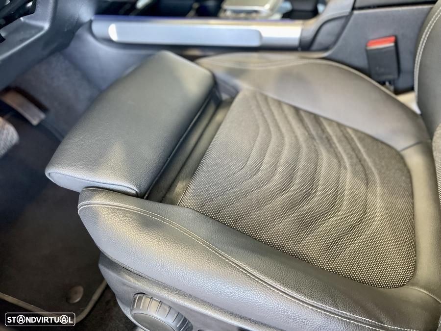 Mercedes-Benz EQB 300 4Matic Progressive - 12