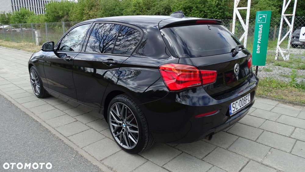 BMW Seria 1 120i Urban Line - 5