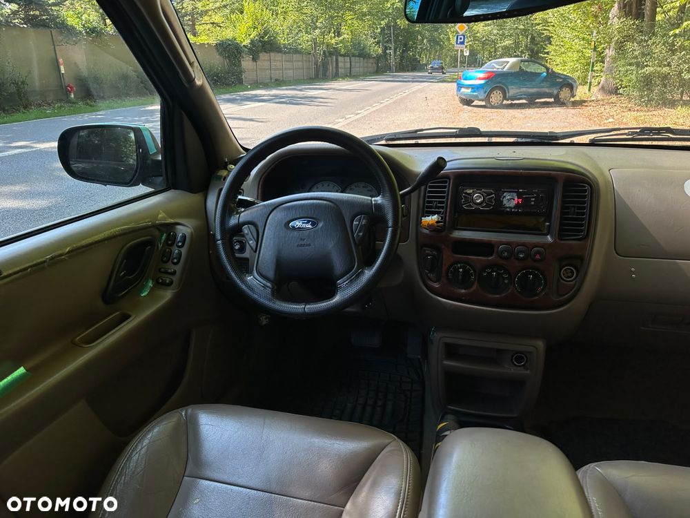 Ford Maverick 3.0 V6 Limited - 7
