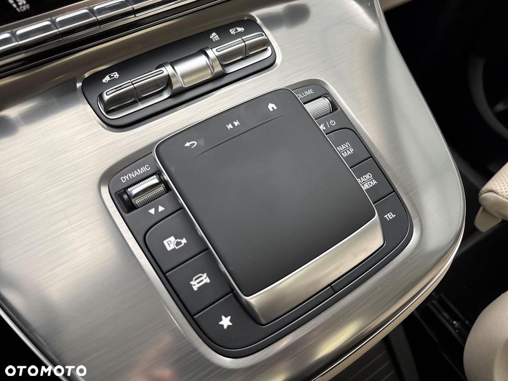 Mercedes-Benz Klasa V 300 d 4-Matic 9G-Tronic Exclusive (d³ugi) - 22