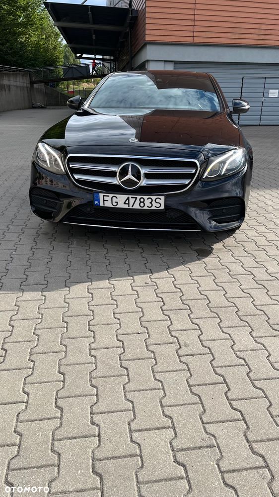 Mercedes-Benz Klasa E 300 9G-TRONIC AMG Line - 1