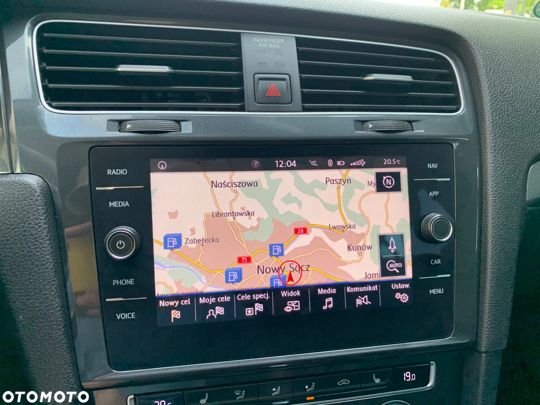 Volkswagen Golf VIII 2.0 TDI R-Line DSG - 19