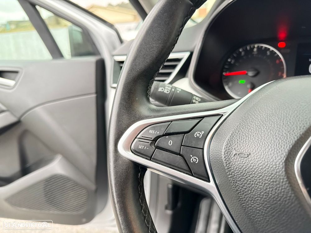 Renault Clio 1.0 TCe Evolution - 23