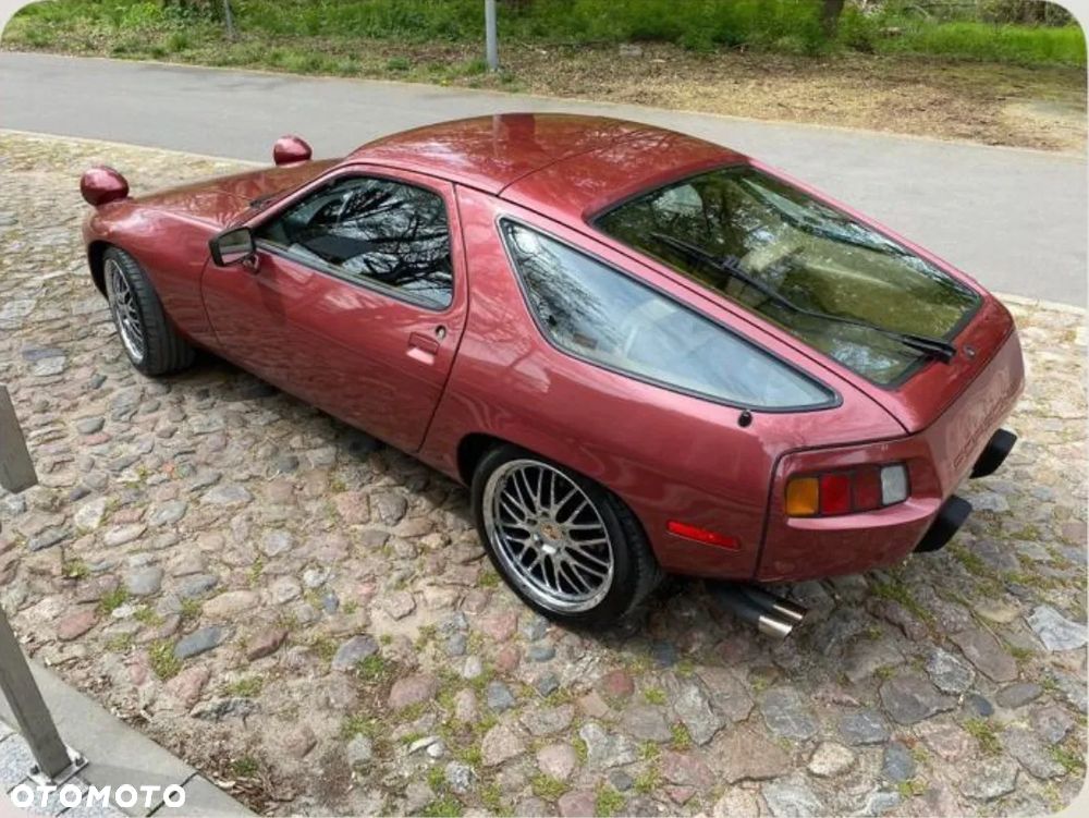 Porsche 928 - 3