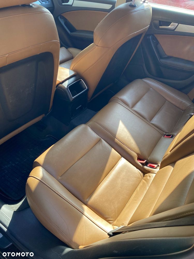 Audi A4 Avant 2.0 TDI - 6