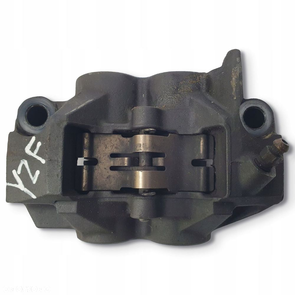 LEWY ZACISK HAMULCOWY Yamaha YZF-R6 R6 RJ11 06-07 lewy przedni przód - 3