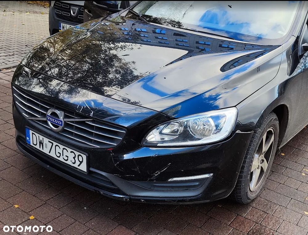 Volvo V60 D4 Kinetic - 23
