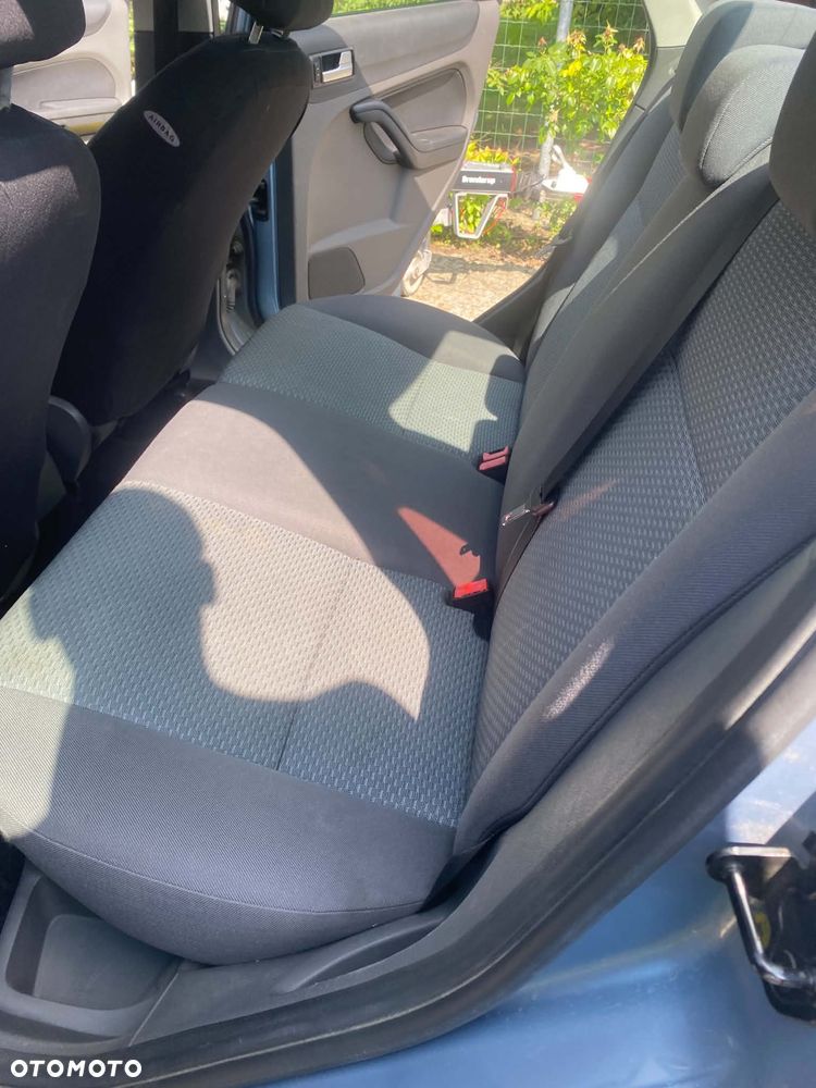 Ford Focus - 16