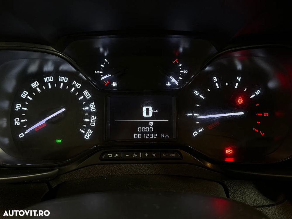 Toyota Proace - 10