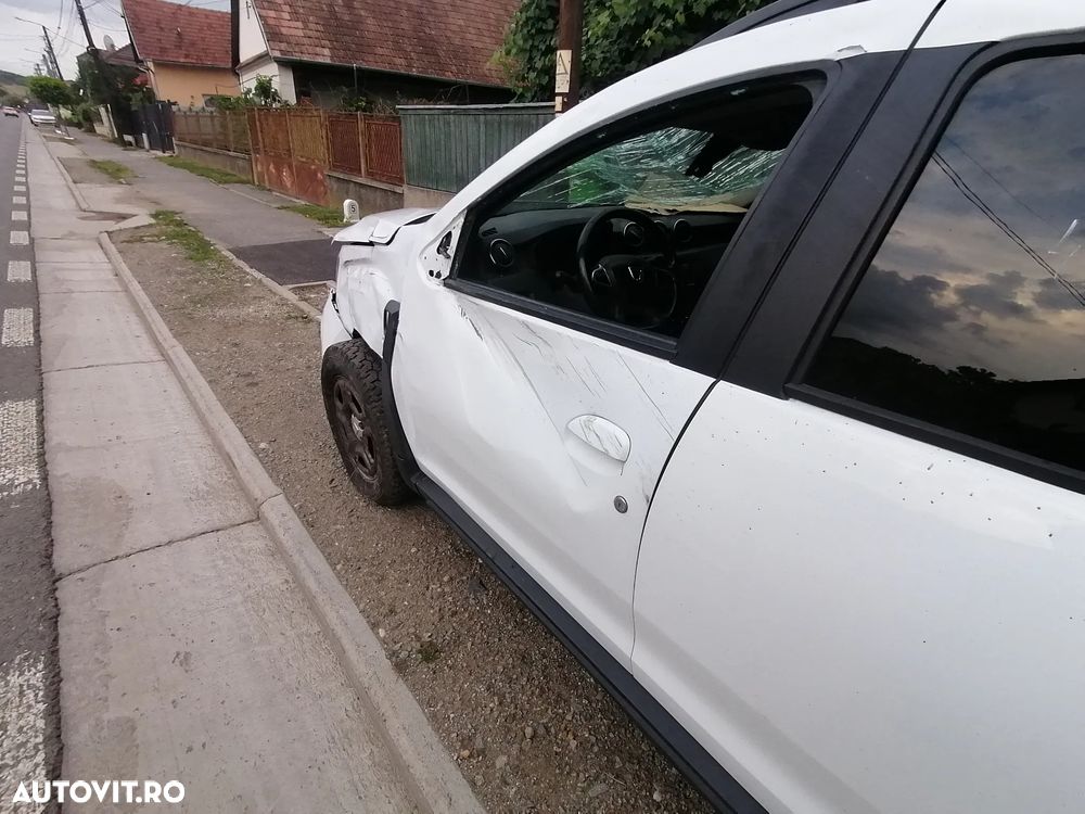 Dacia Duster dCi 110 FAP 4x4 Destination - 11