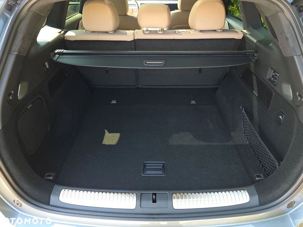 XPeng G9 94.6 kWh AWD Performance - 18
