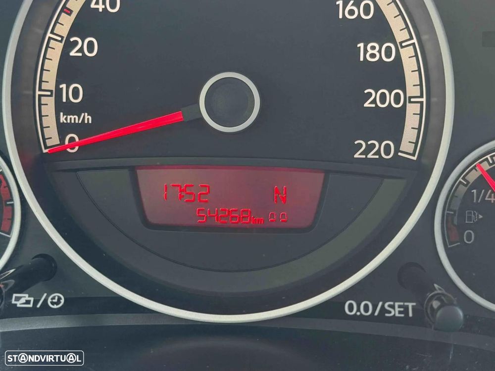 VW Up! 1.0 Move Auto - 9