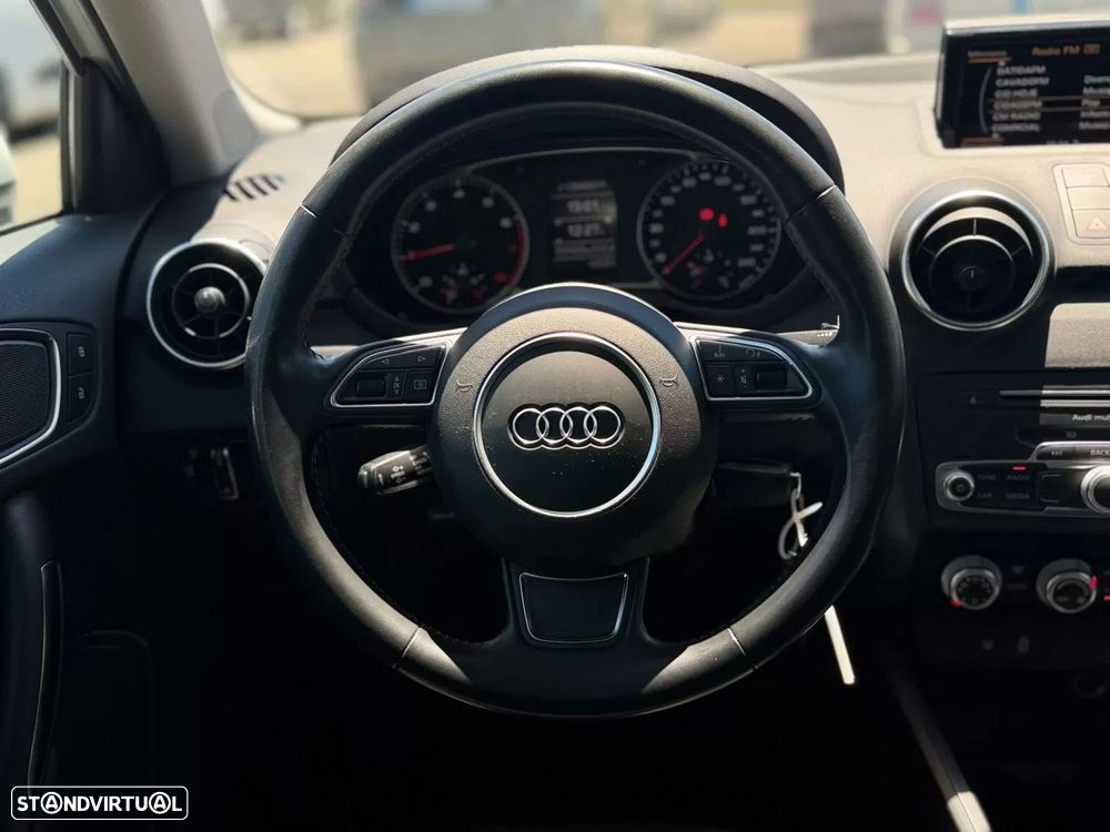 Audi A1 Sportback 1.0 TFSI Sport — fotografia 13