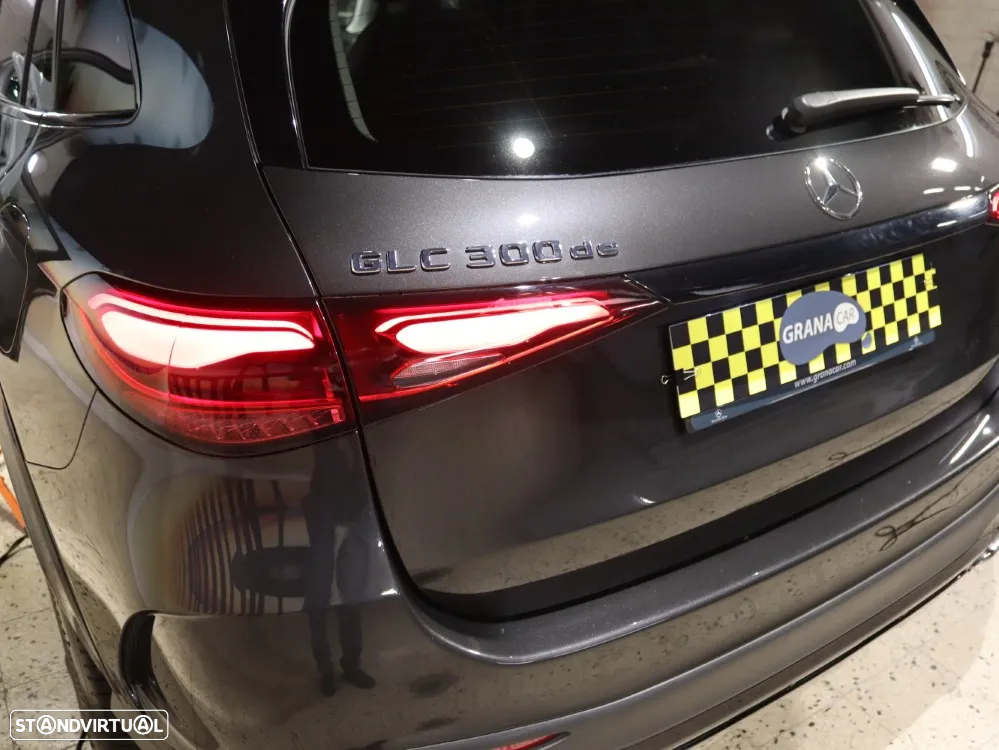 Mercedes-Benz GLC 300 de 4Matic - 34