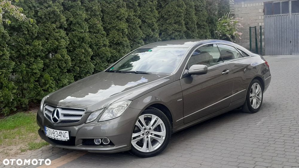 Mercedes-Benz Klasa E 250 CGI BlueEFFICIENCY Automatik Avantgarde - 2
