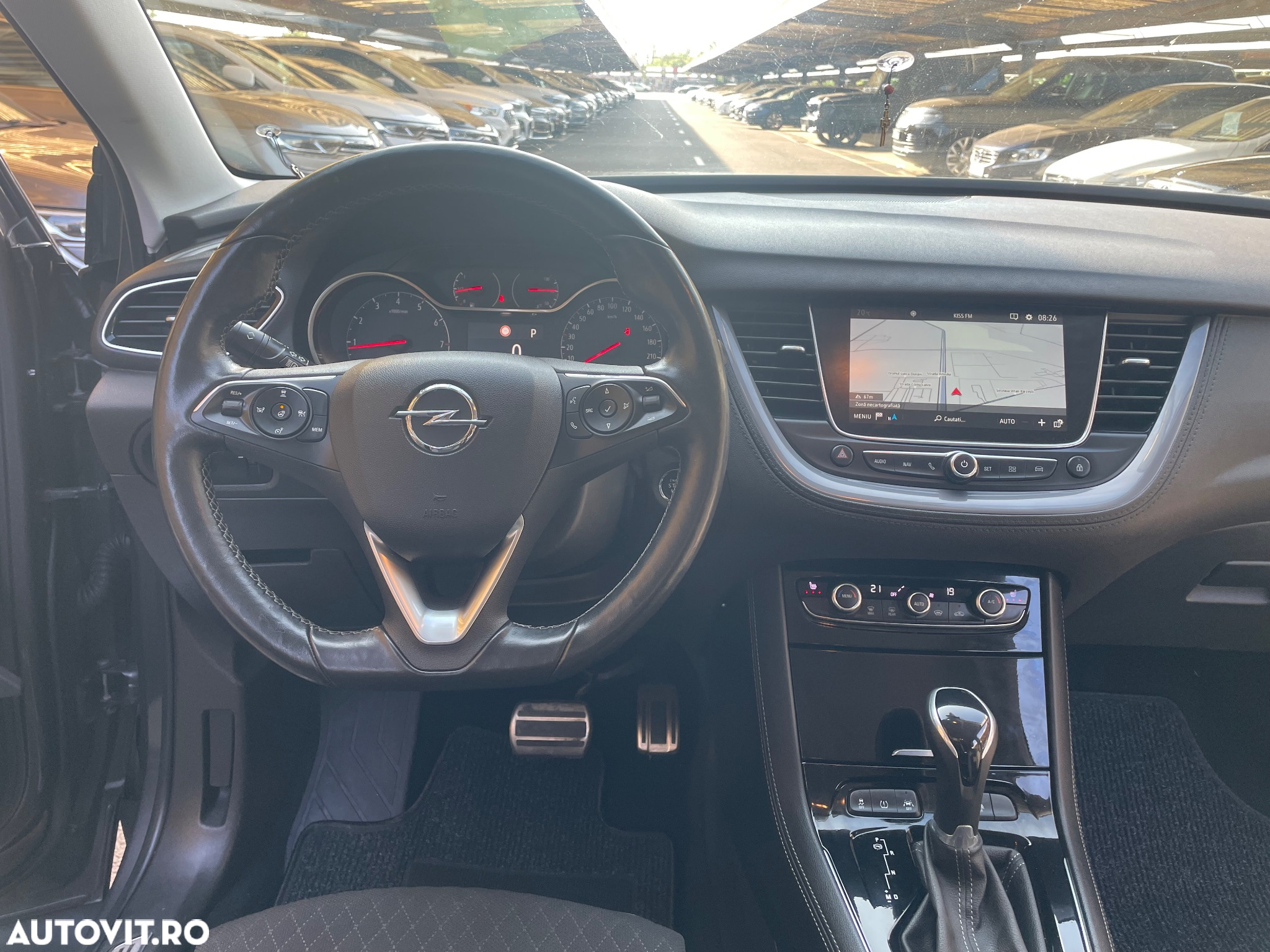 Opel Grandland X 2.0 START/STOP Aut. Design Line - 38