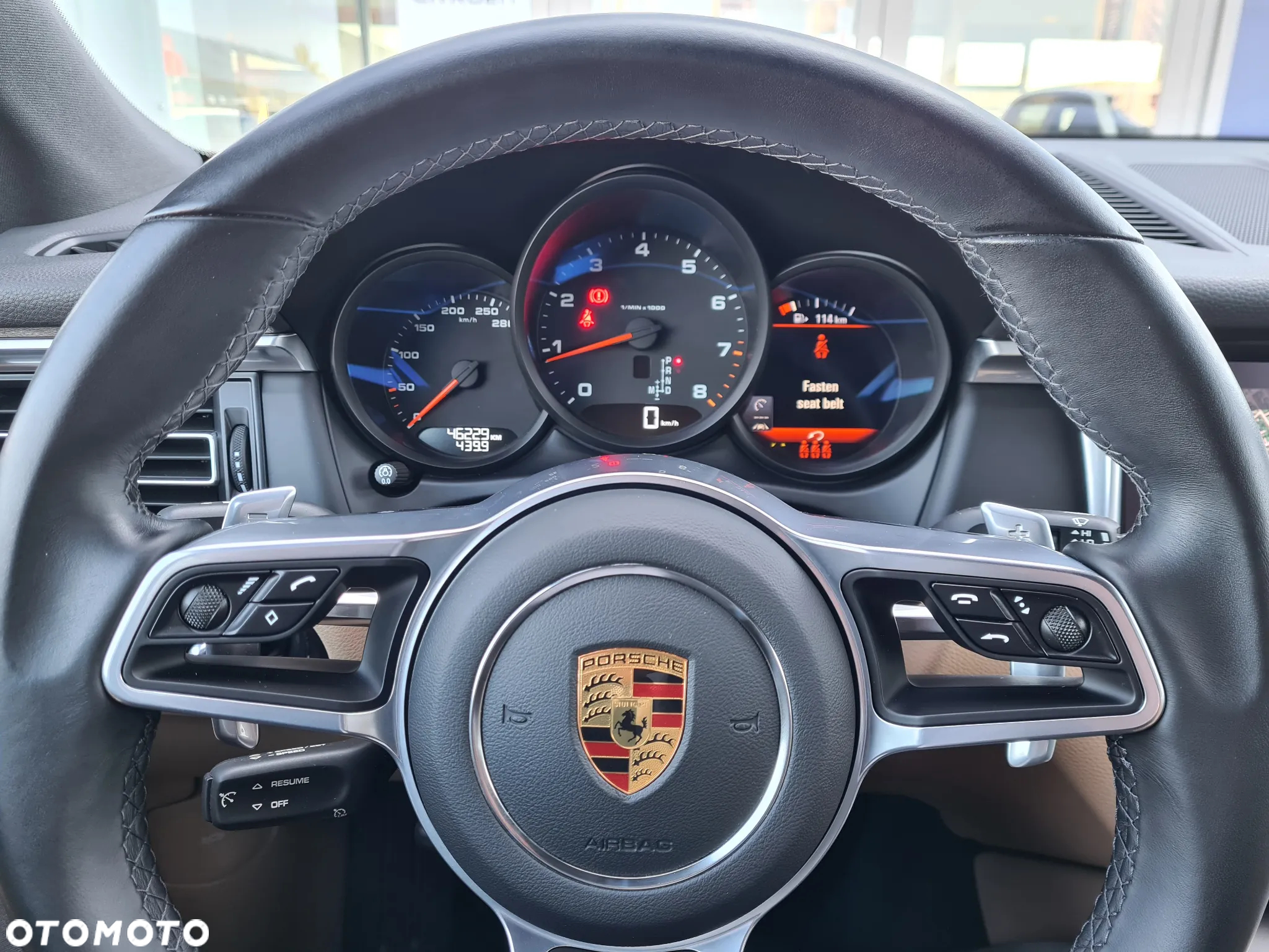 Porsche Macan Standard - 26