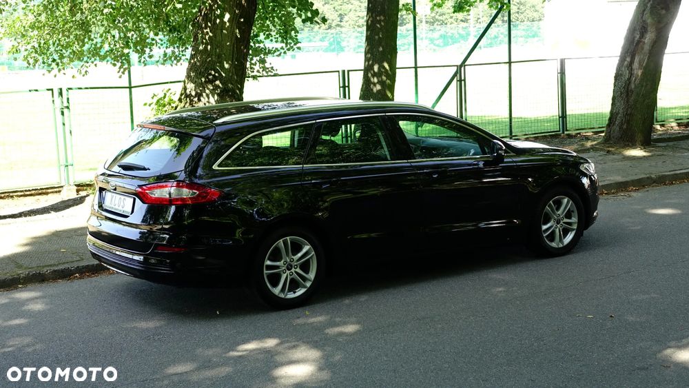 Ford Mondeo - 34