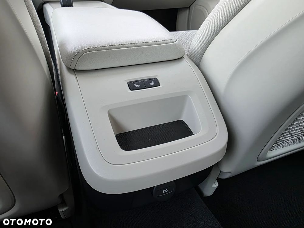 Volvo V60 B4 D Core - 19