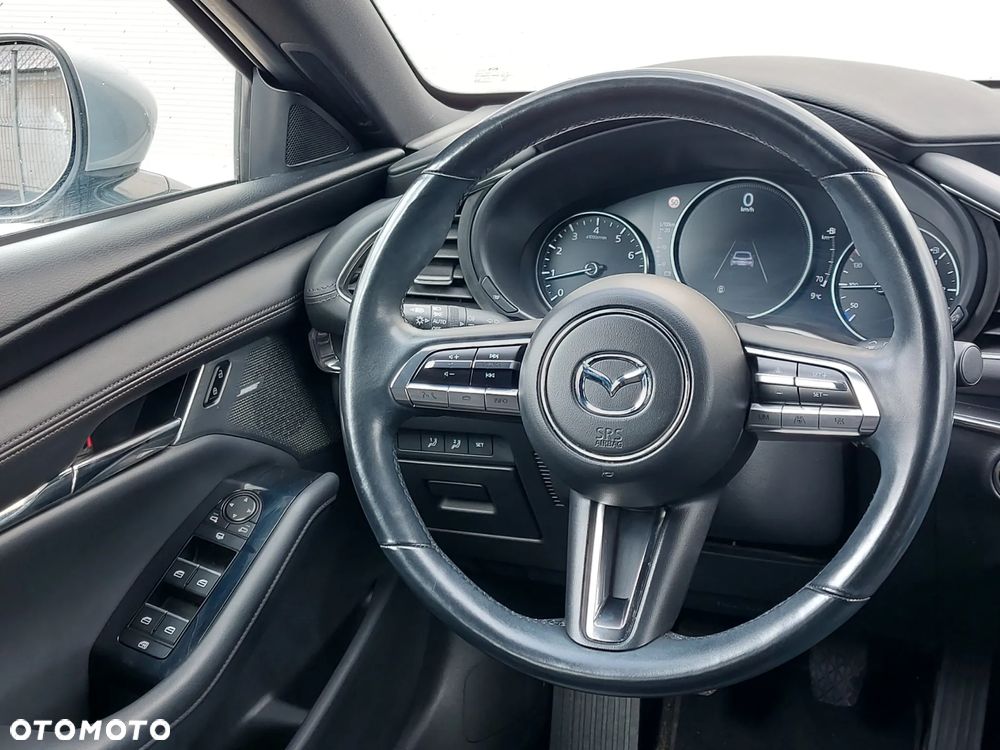 Mazda 3 2.0 mHEV Hikari - 8