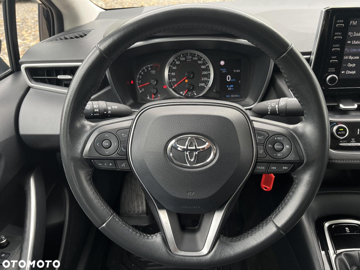 Toyota Corolla - 10