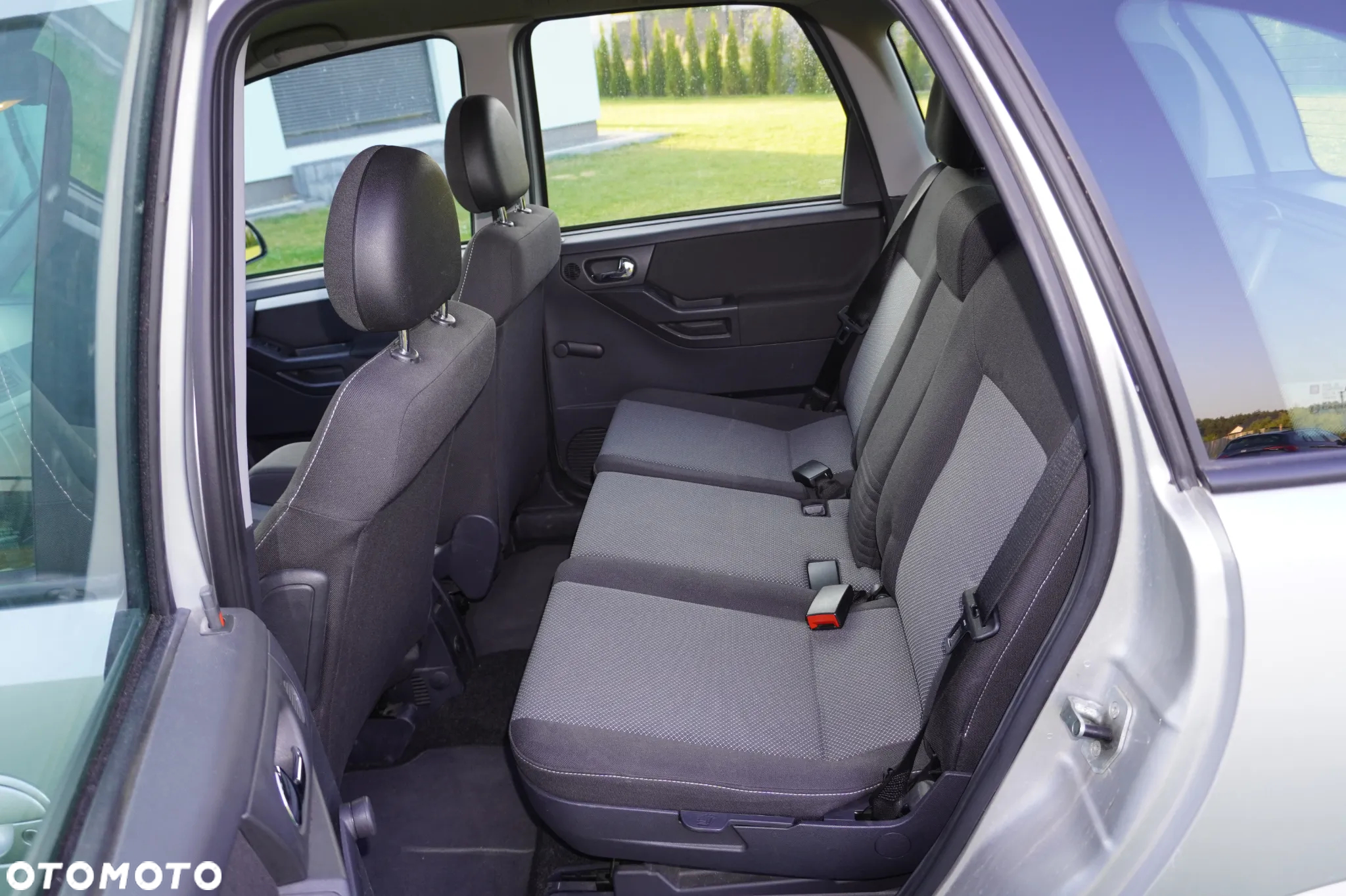 Opel Meriva 1.6 16V Catch me - 14