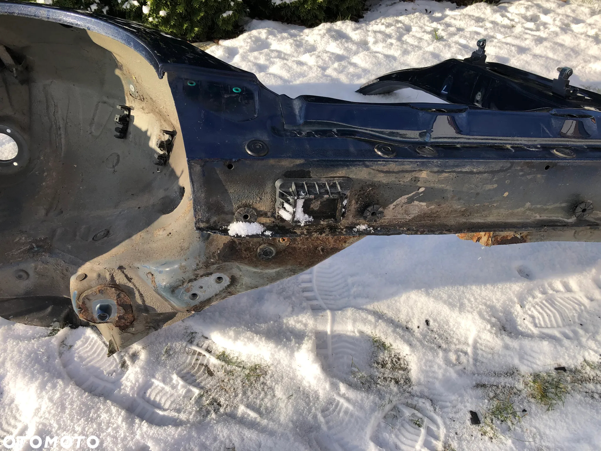 BMW E60 E61 ĆWIARTKA BŁOTNIK PODŁUŻNICA - 12