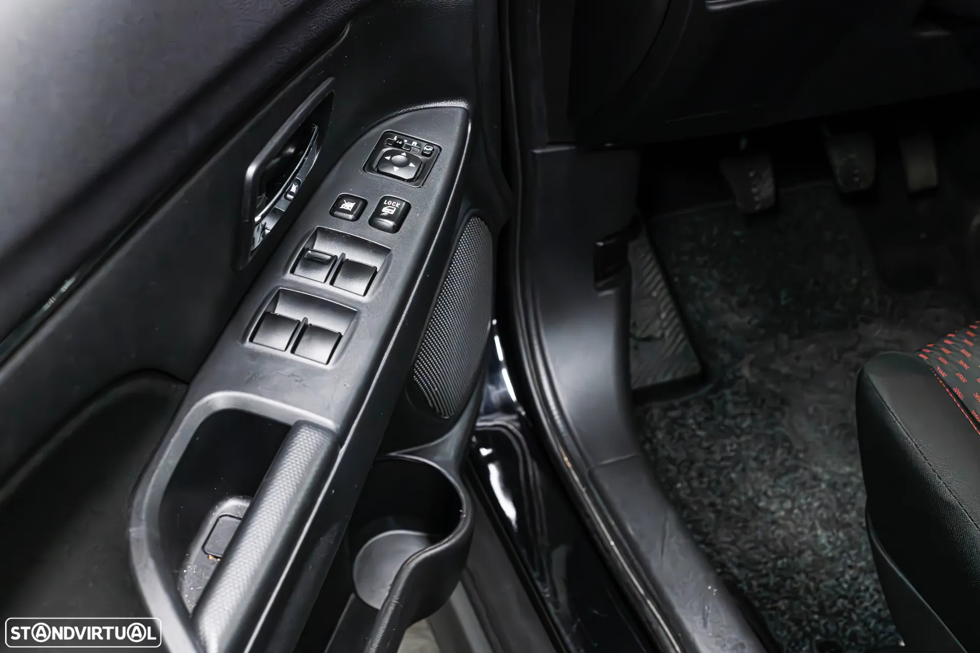 Mitsubishi ASX 1.6 MIVEC Intense Connect Edition - 19