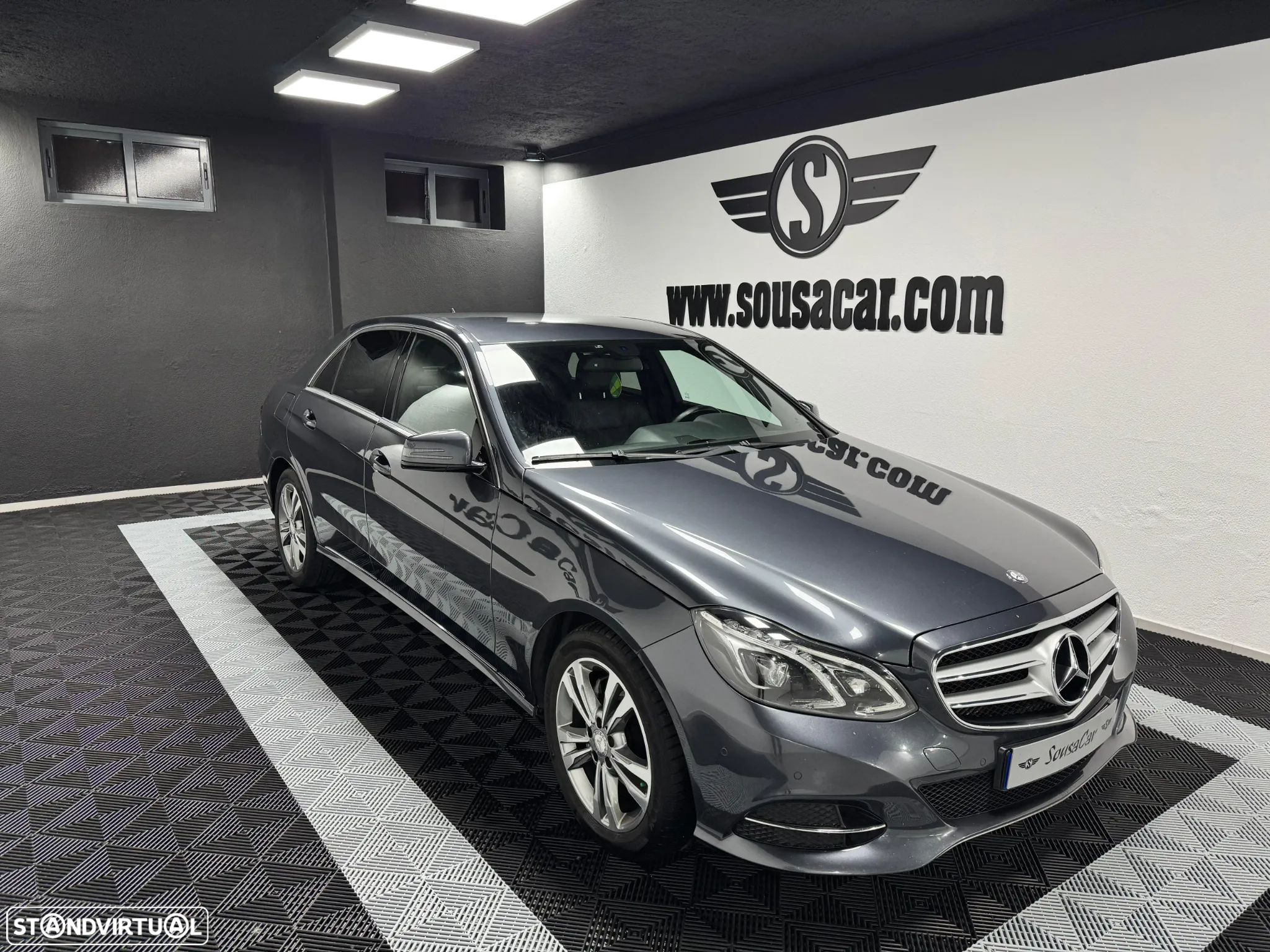 Mercedes-Benz E 300 Bluetec Hybrid Avantgarde - 4