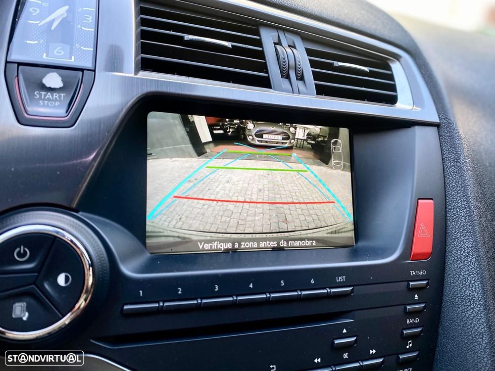 Citroën DS5 2.0 HDi Hybrid4 So Chic CMP6 - 29