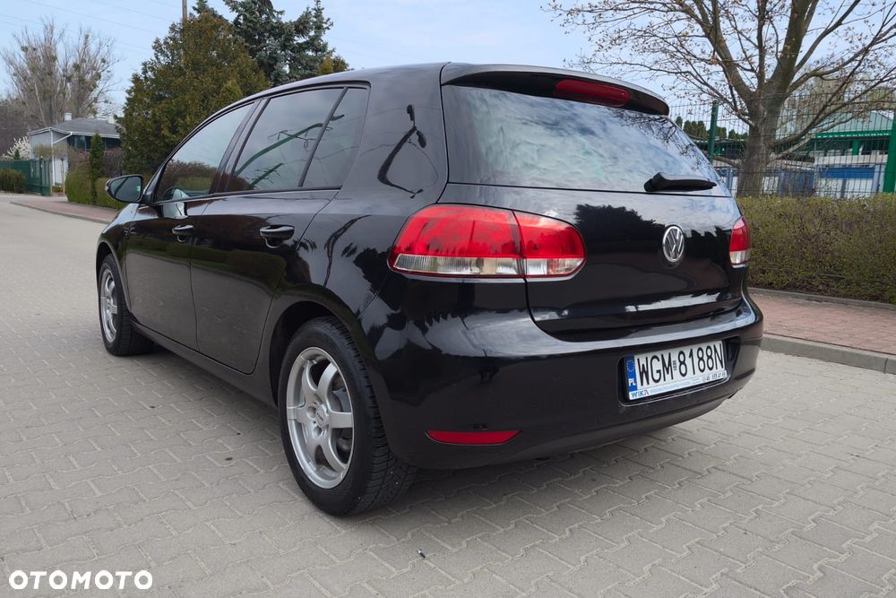 Volkswagen Golf 1.4 Comfortline - 12