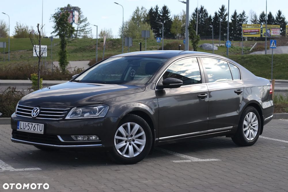 Volkswagen Passat 2.0 TDI Comfortline - 10