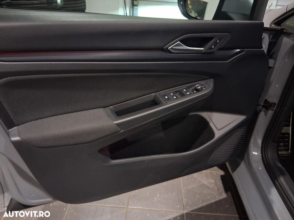 Volkswagen Golf 1.0 eTSI MHEV 110CP DSG Life - 13