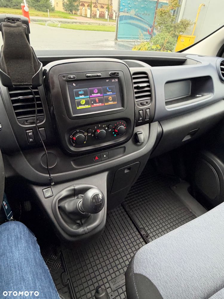 Opel Vivaro - 17