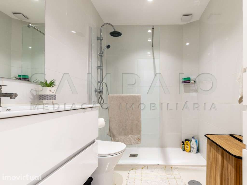 Andar de Moradia T3 - São Cosme! - Grande imagem: 4/29