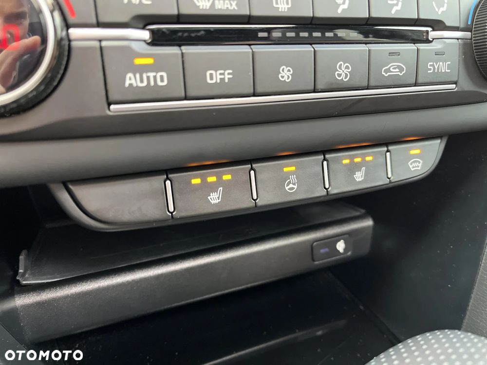 Kia Ceed 1.6 T-GDI DCT7 OPF GT - 22