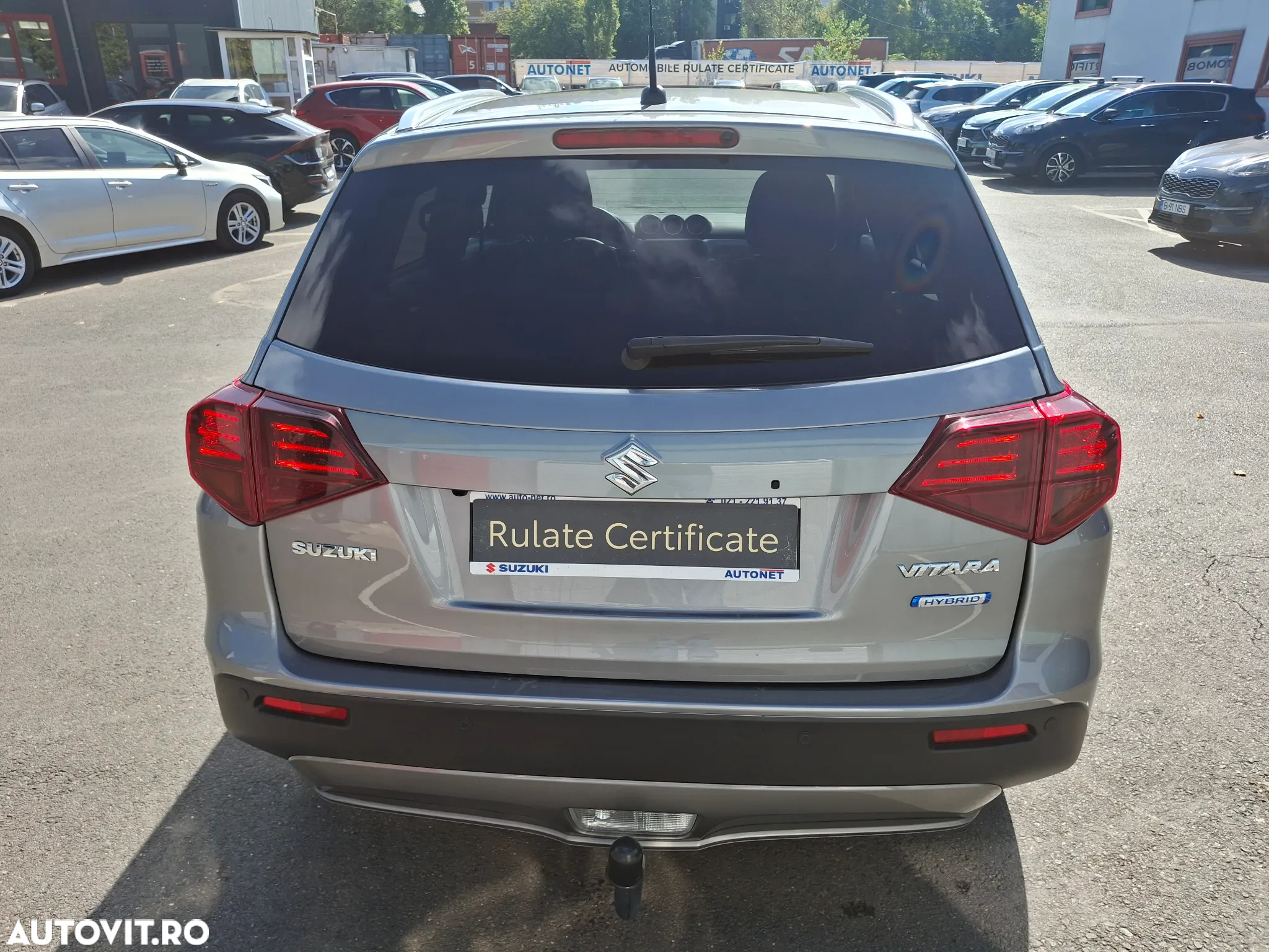 Suzuki Vitara 1.4 Boosterjet AllGrip MHEV Luxus - 4