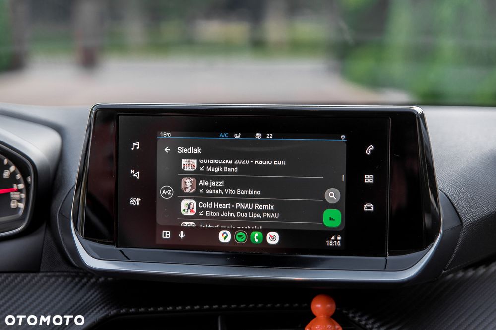 Peugeot 2008 1.2 PureTech Allure Pack S&S - 33