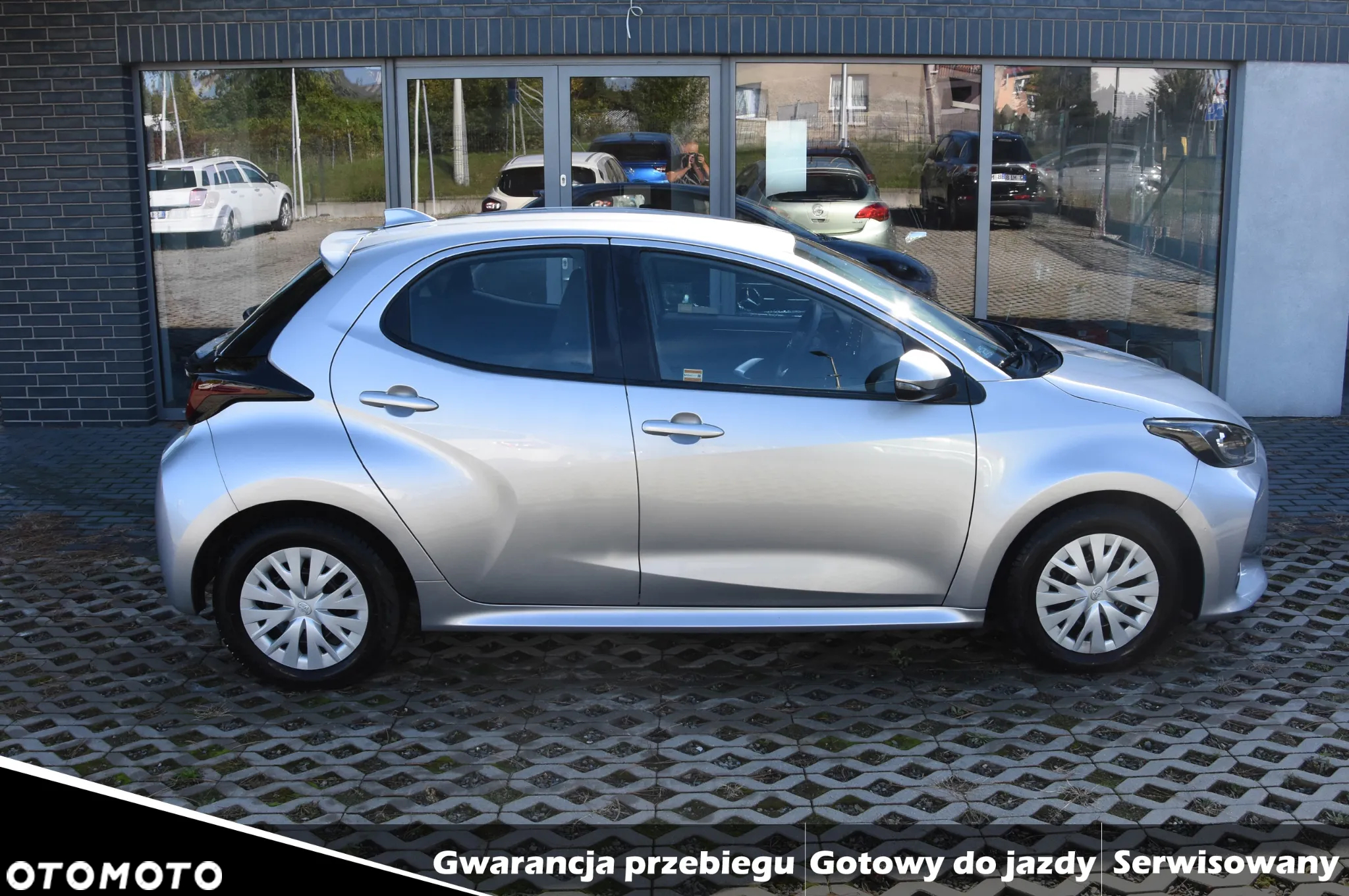 Toyota Yaris 1.5 Comfort - 4