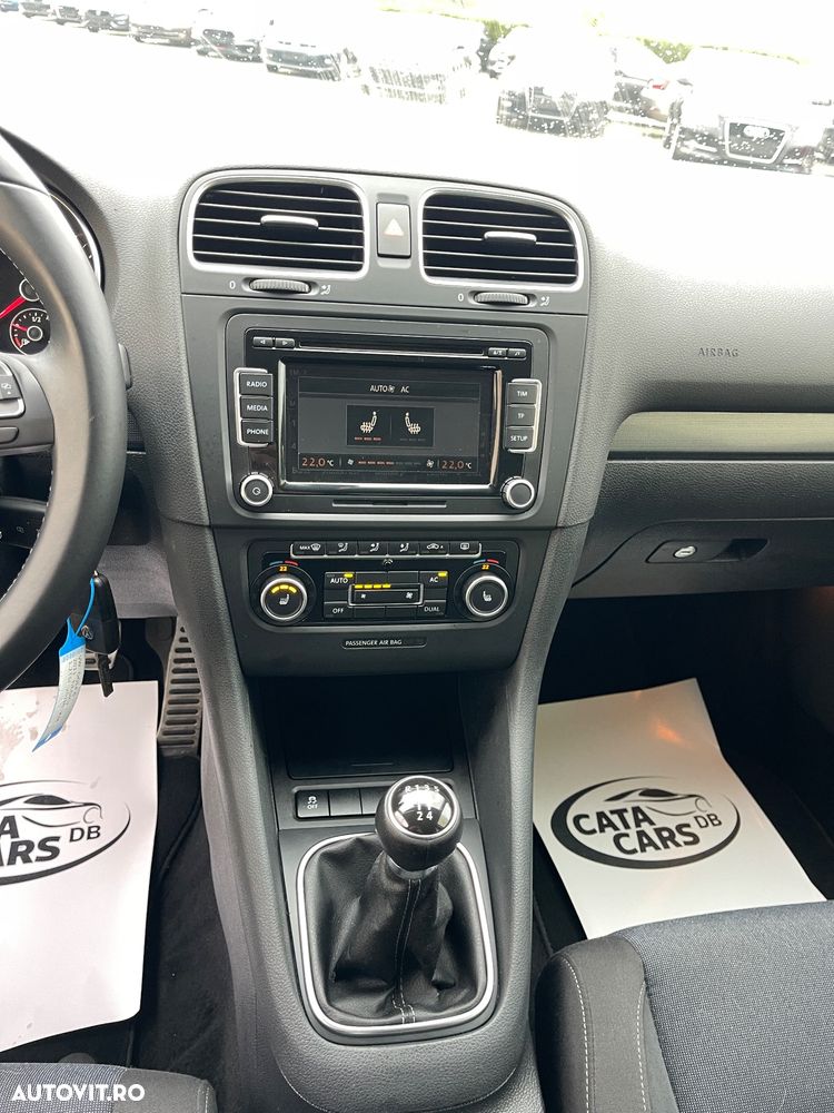 Volkswagen Golf ver-1-2-tsi-style - 35