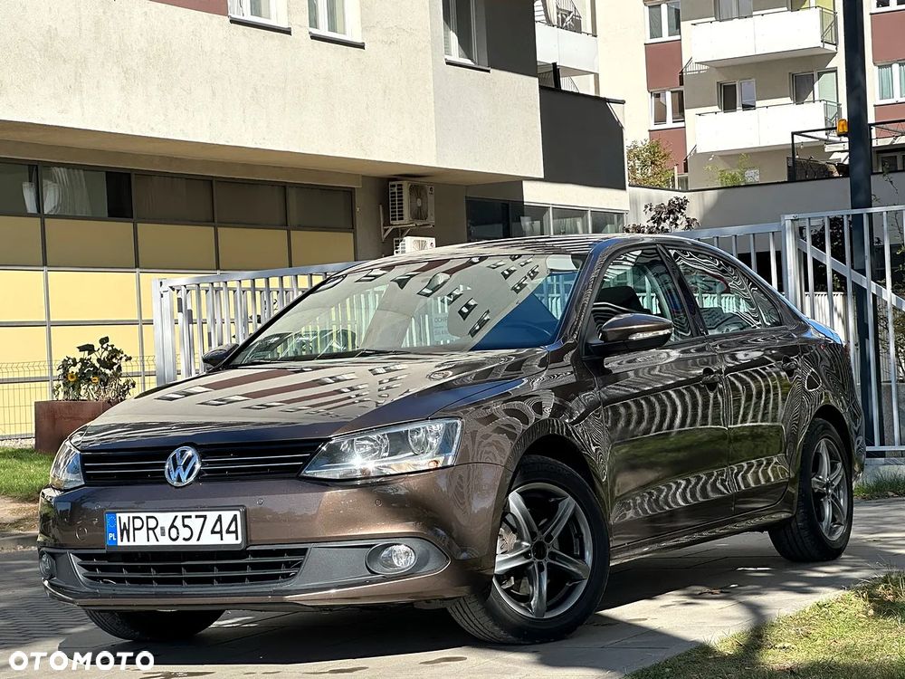 Volkswagen Jetta 1.4 TSI Comfortline - 3